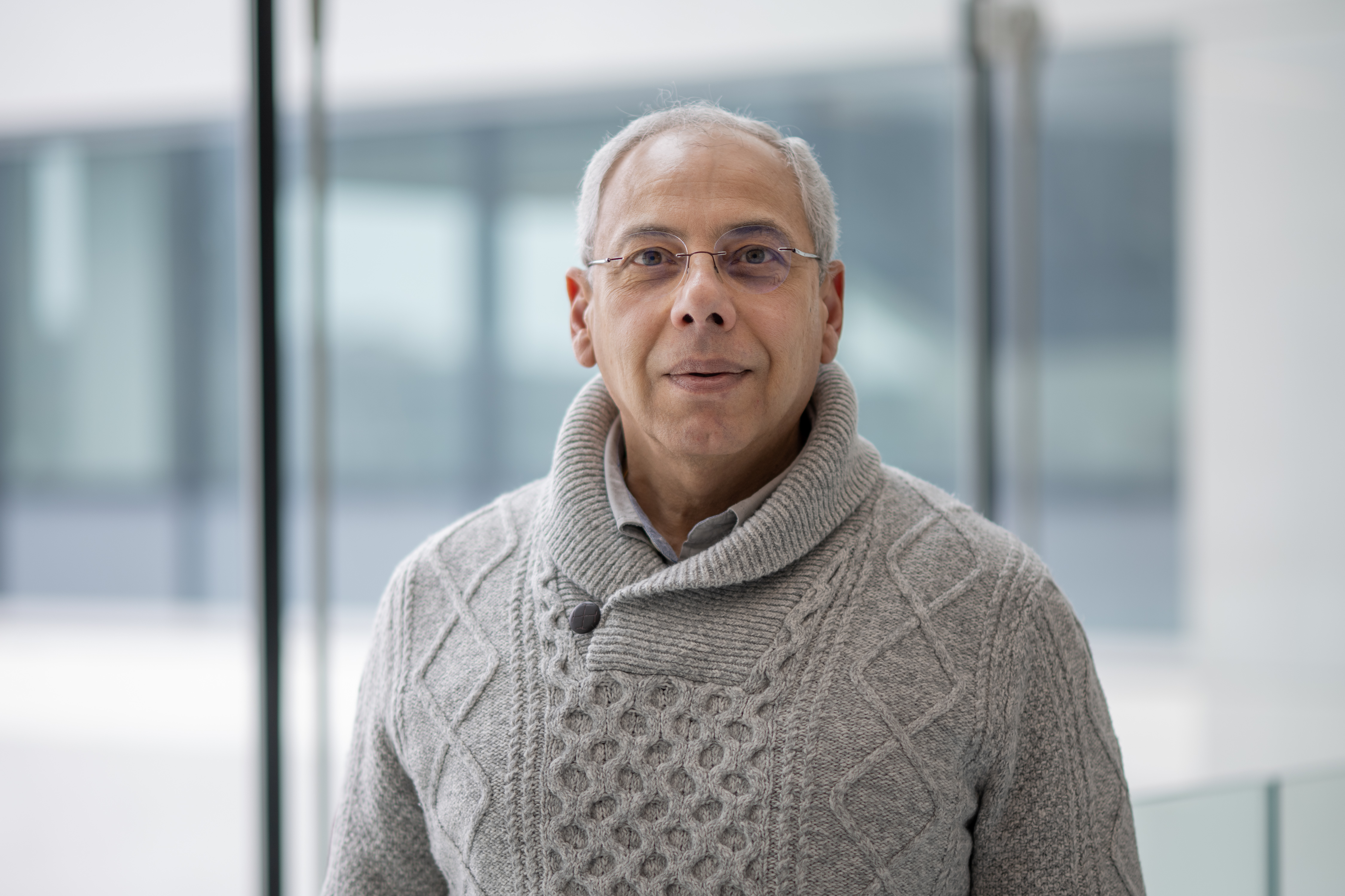 Dr. Karem Azmy